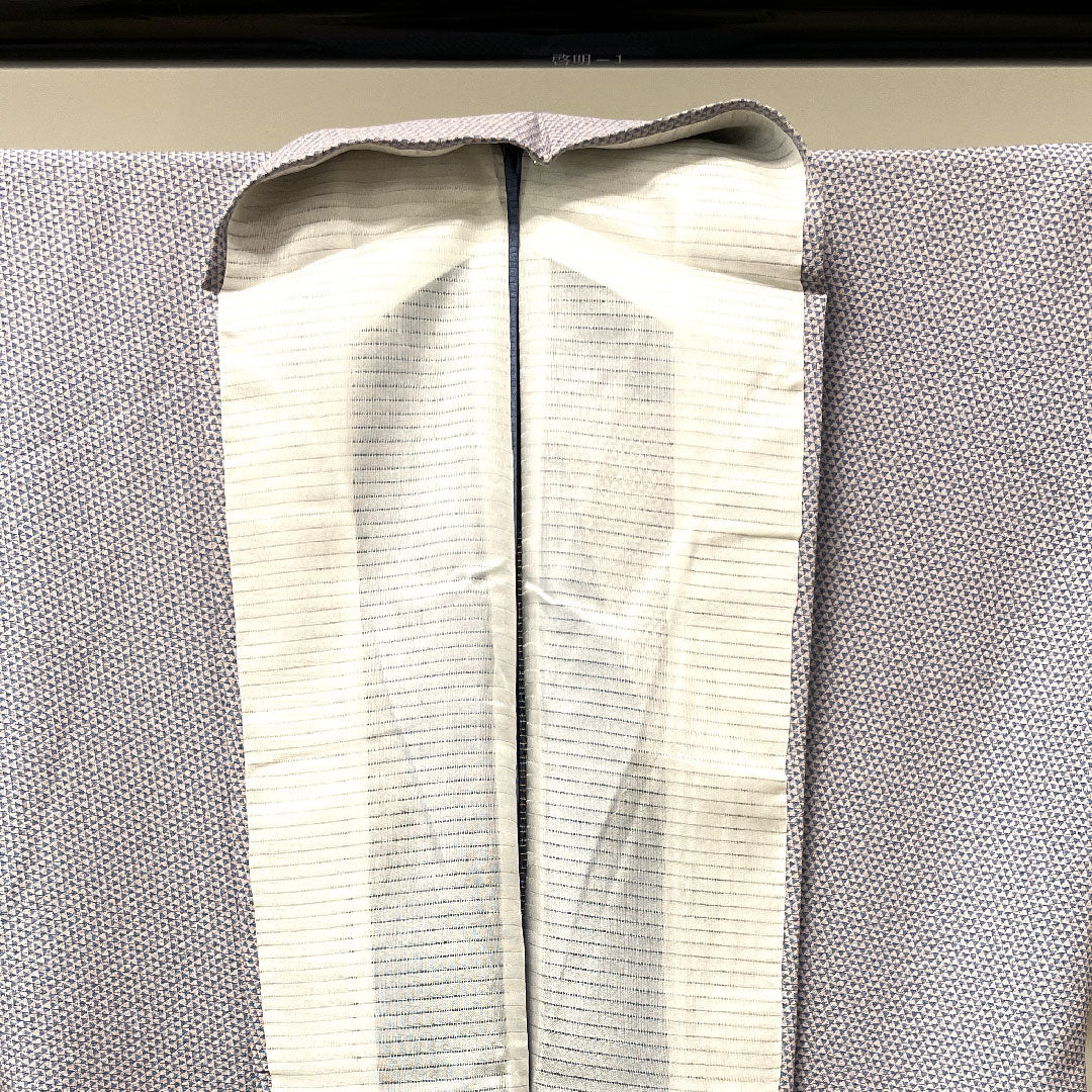夏物 正絹 小紋 身丈163cm 裄丈66.5cm 白梅色(しらうめいろ) 五嶋紐監修 絽ちりめん 鱗 絽 Sランク 紫系 1132000512420