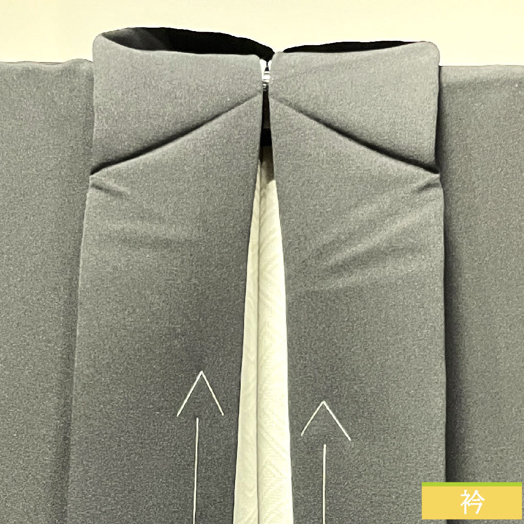 羽織 正絹 身丈74cm 裄丈60.5cm 刺繍 梅鉢 一つ紋 Sランク 袷 黒系 1117000952910