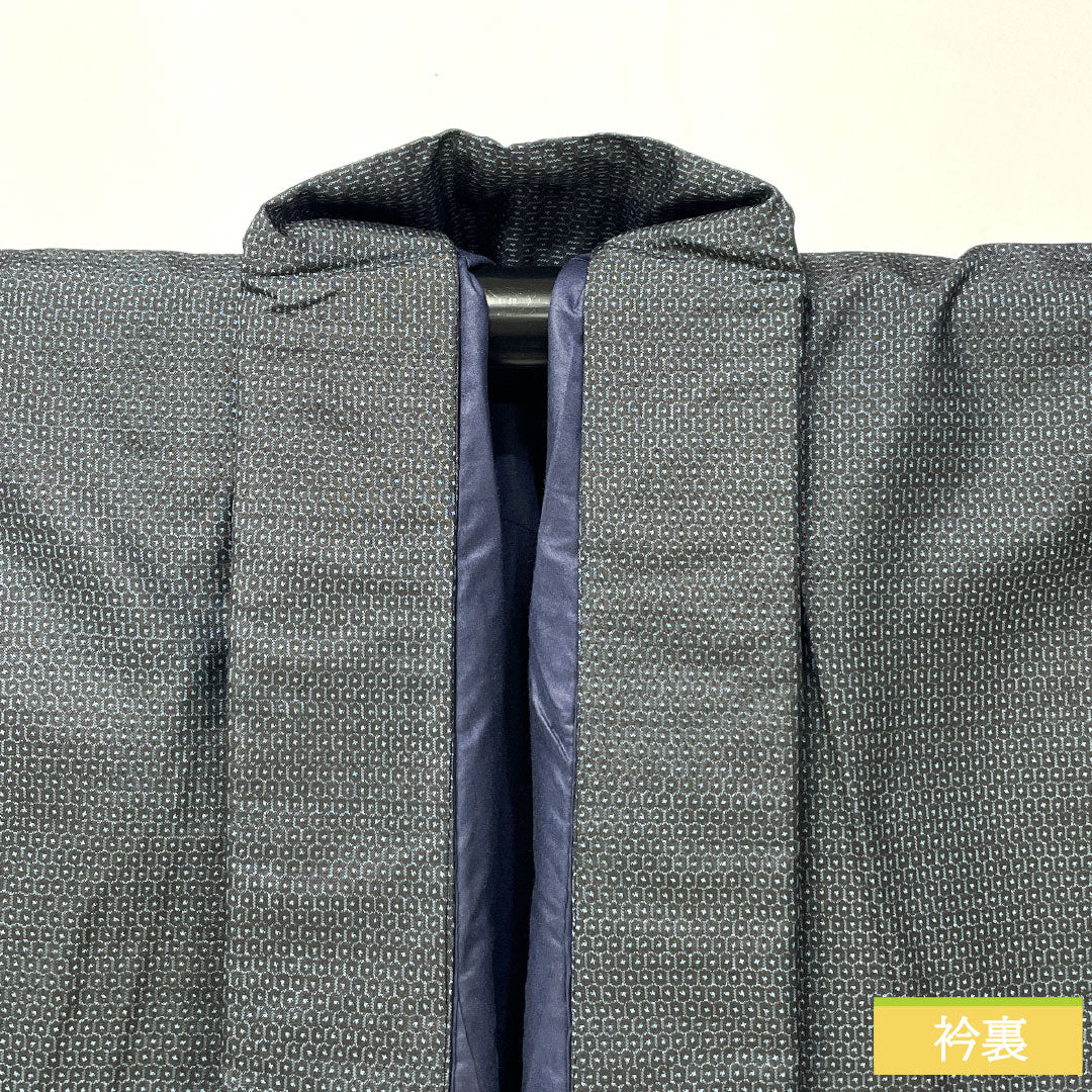 男物 正絹 Sランク 身丈139cm 裄丈66.5cm 大島紬 100亀甲 袷 紺系 1119001752318