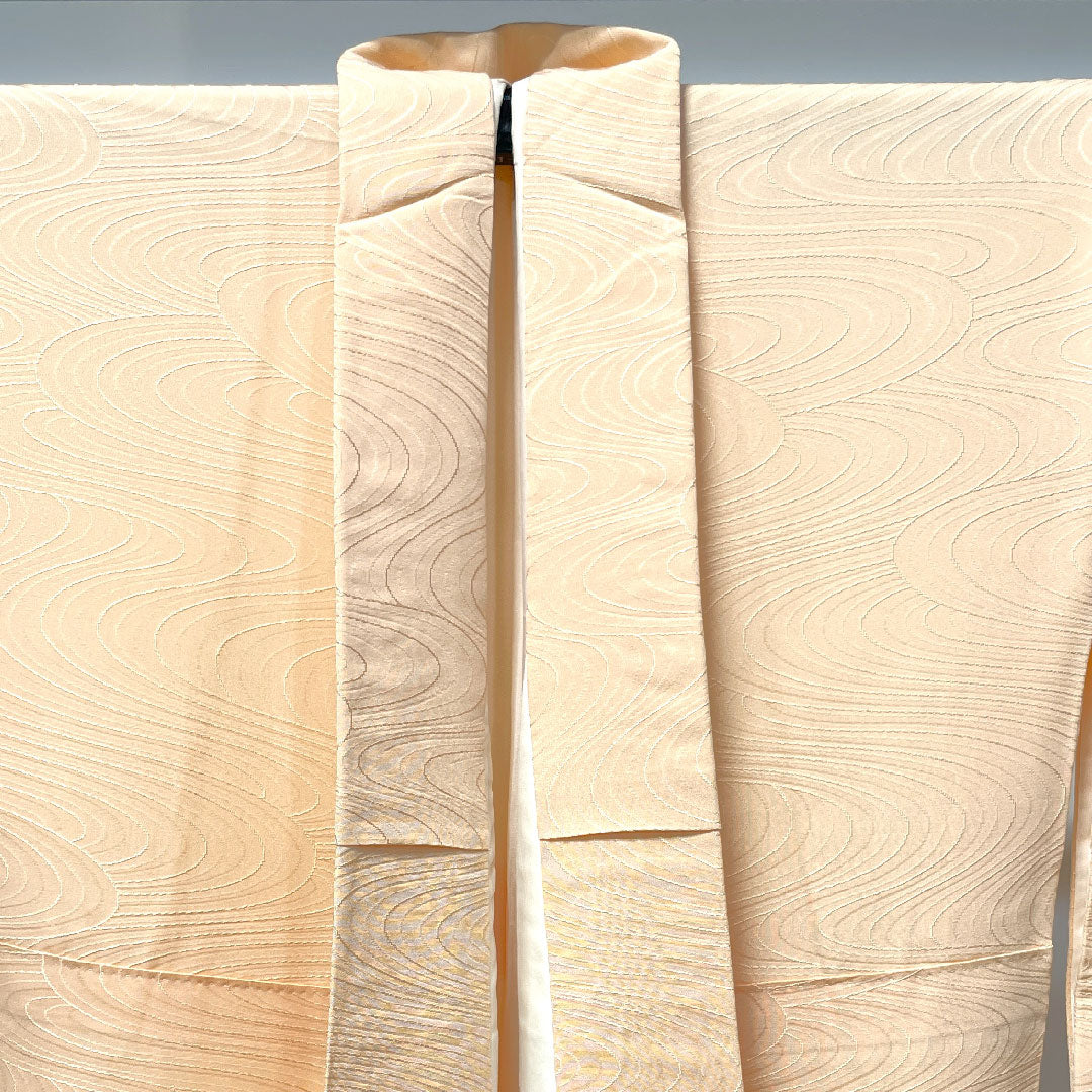 色無地 正絹 薄肌色 流水 五三桐 身丈153.5cm 裄丈64cm 袷 Aランク 橙系 1114000993226