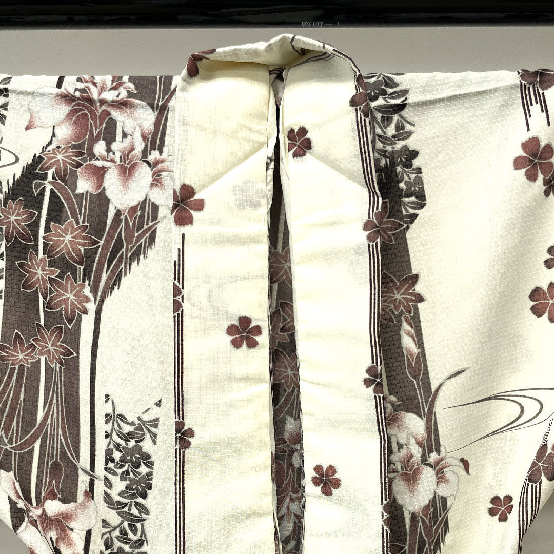 浴衣 桜 菖蒲 紅葉 木綿 Aランク 単衣 身丈161cm 裄丈66.5cm 白系 1118003203411