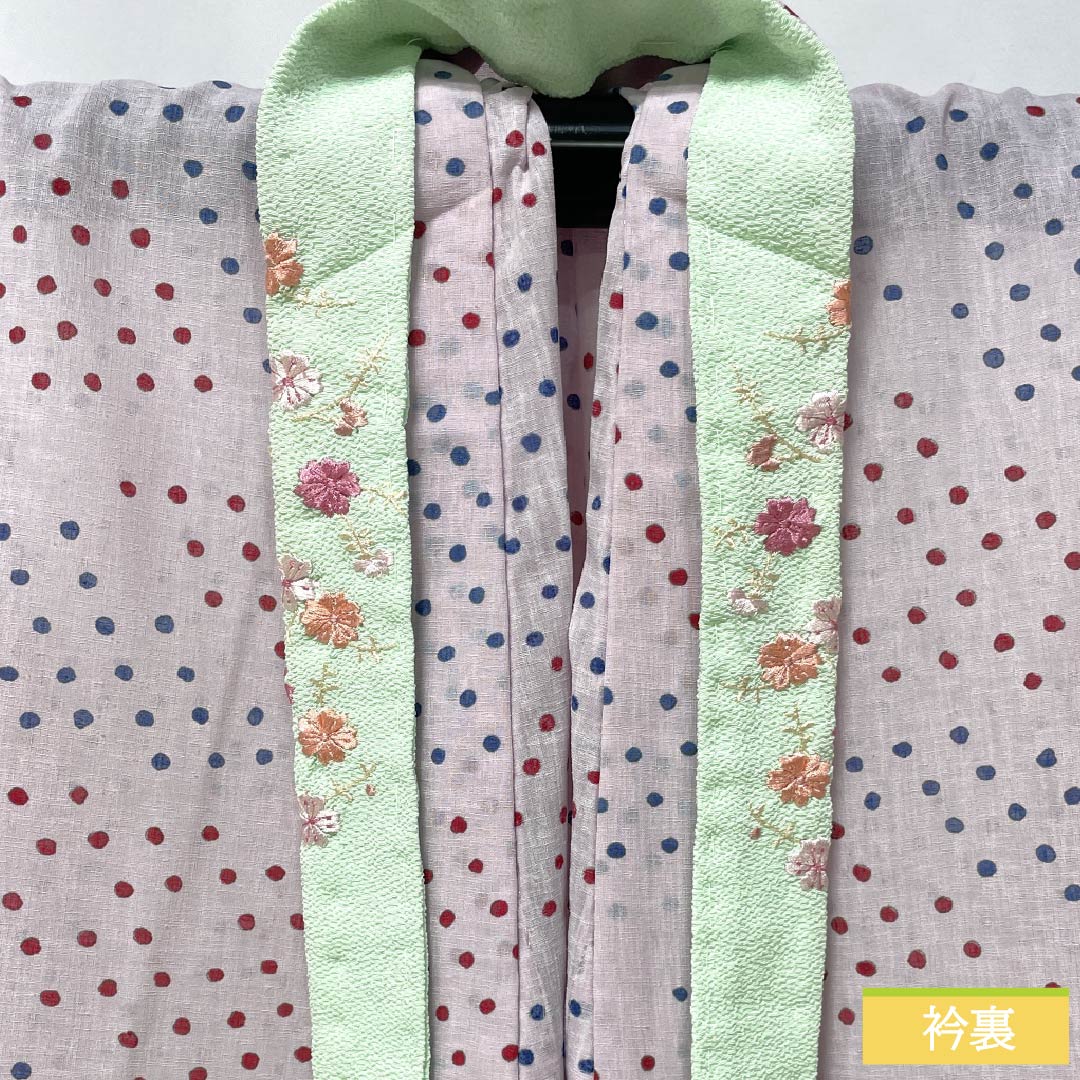 夏物 ポリエステル 小紋 身丈158cm 裄丈64cm 白梅色(しらうめいろ) ドット柄 刺繍 洗える着物 紗 Sランク ピンク系 1132002562313