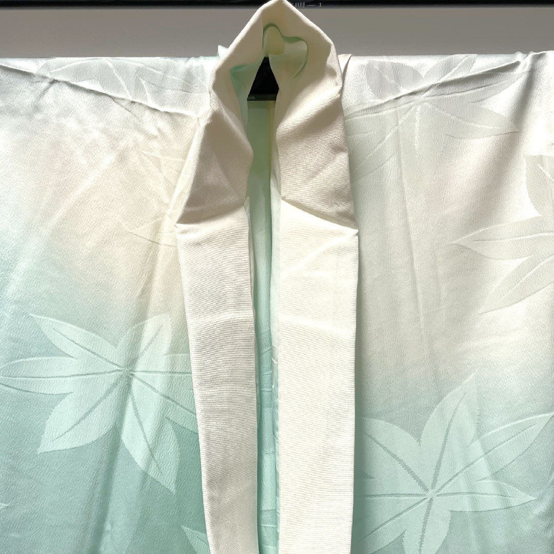 Nagajuban (long undergarment) made of pure silk, length 126.5cm, sleeve length 67cm, unlined, formal, autumn leaves, rank S, light blue, 1129000542224