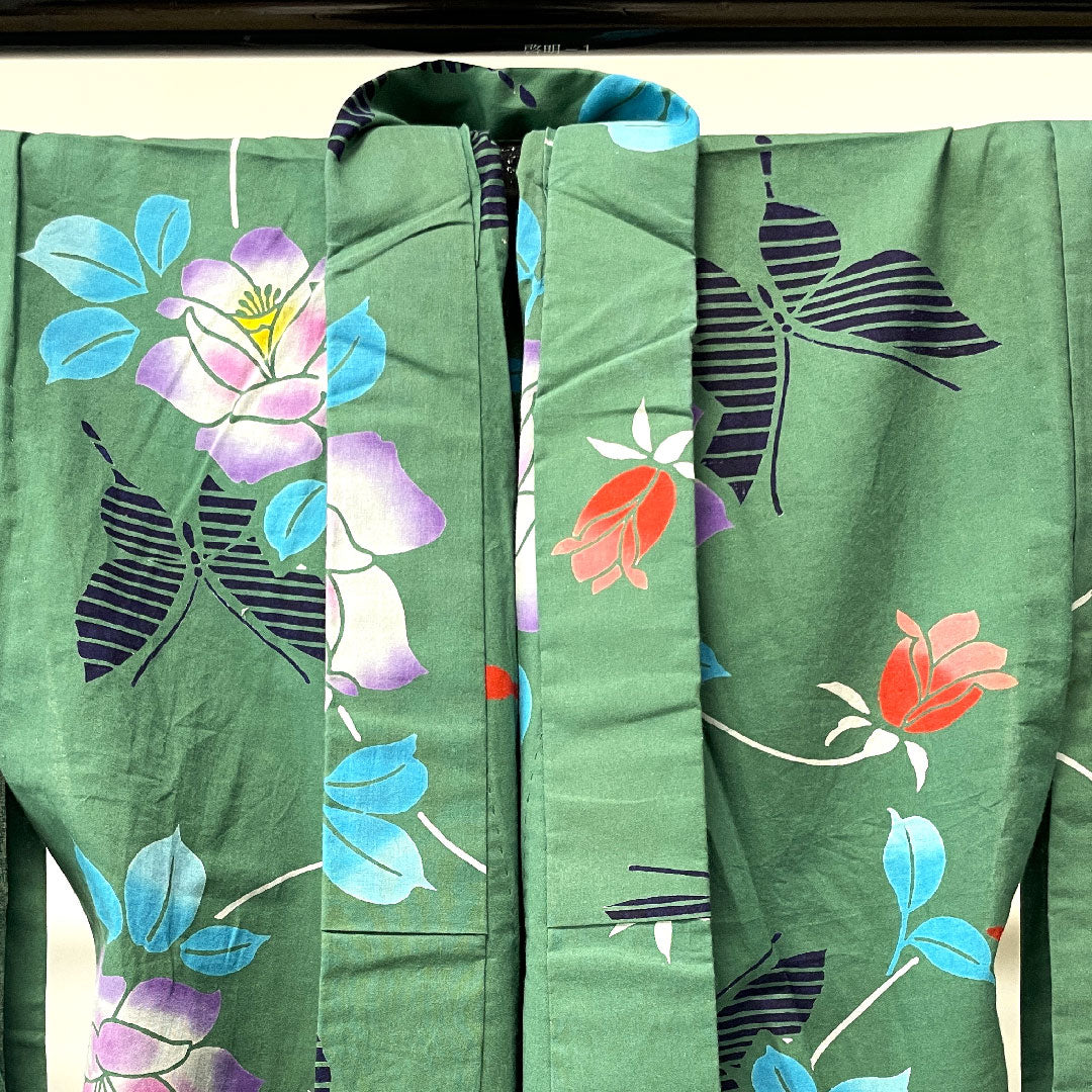 浴衣 萌葱色 薔薇 蝶 木綿 Sランク 単衣 身丈162cm 裄丈64cm 緑系 1118002852419
