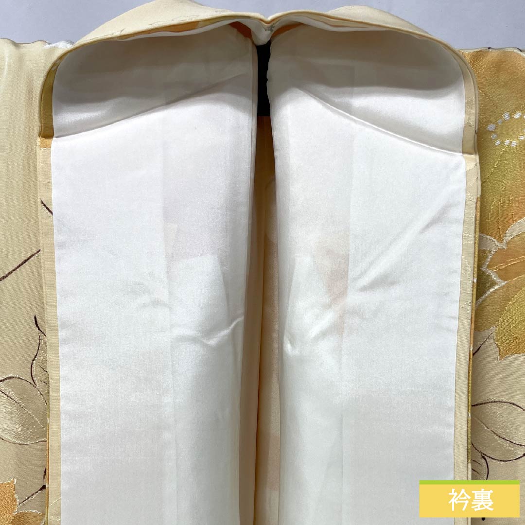 小紋 正絹 身丈160.5cm 裄丈64.5cm 袷 麴色(こうじいろ) 地紋起こし 洋花 Aランク クリーム系 1115006153415