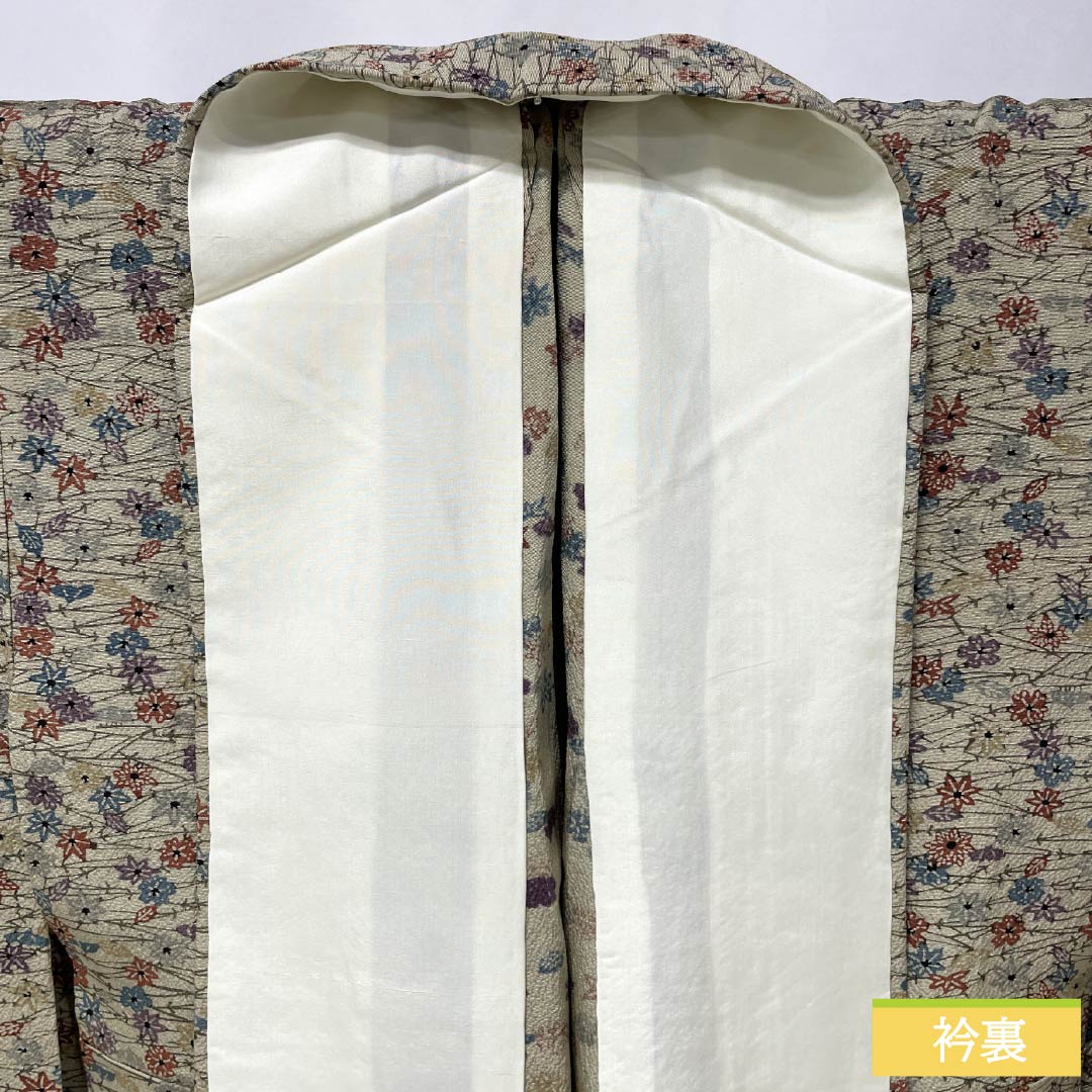 小紋 正絹 Sランク 身丈156.5cm 裄丈63cm 単衣 亜麻色(あまいろ) 作家物 香雲作 松葉 小花 ベージュ系 1115007192325