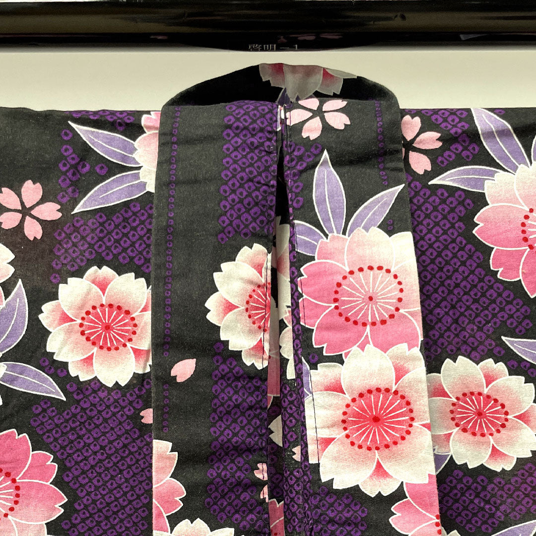 浴衣 モノトーン 桜 木綿 Sランク 単衣 身丈160cm 裄丈62.5cm 紫系 1118001442420