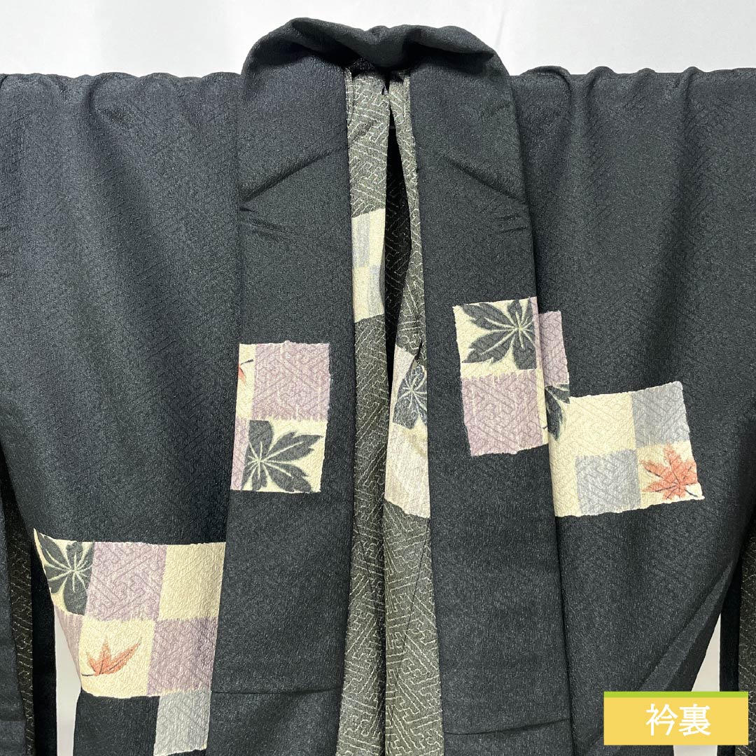 小紋 ポリエステル Sランク 身丈161.5cm 裄丈67.5cm 単衣 型染 市松 葉 洗える着物 黒系 1115007922410