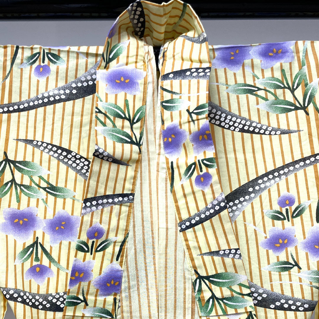 浴衣 淡黄色 縞 花模様 木綿 Aランク 単衣 身丈165cm 裄丈64.5cm 黄系 1118002633523