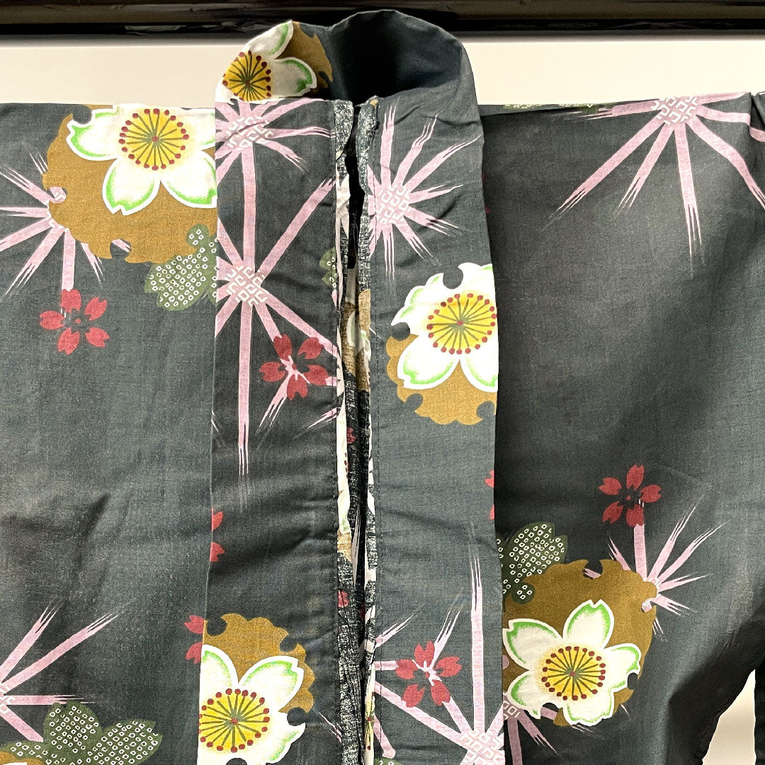 浴衣 雪輪 桜 麻の葉 木綿 Sランク 単衣 身丈164.5cm 裄丈64cm 黒系 1118002212410