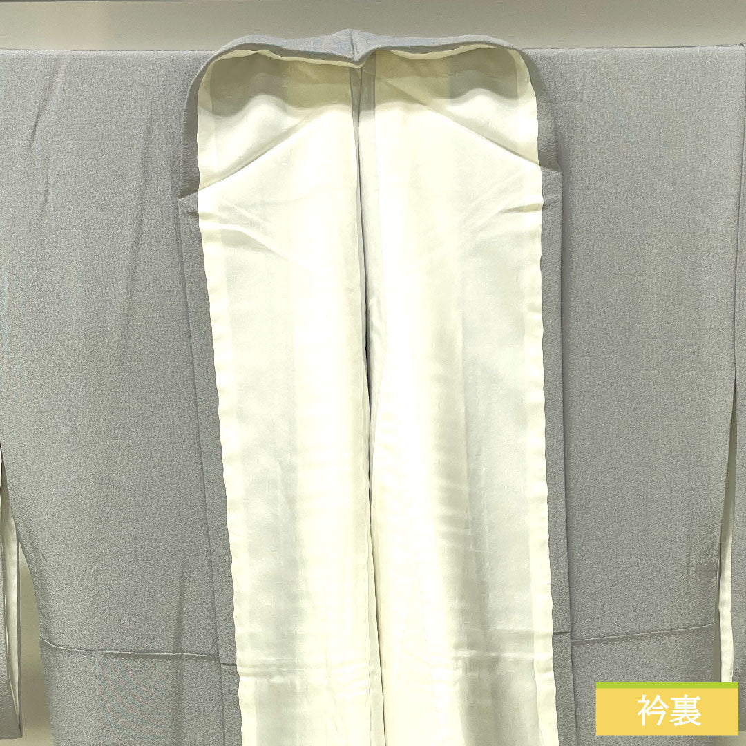 彩色留袖、纯丝、长度 157 厘米、袖长 63.5 厘米、衬里、锡色、风景图案、三个徽章、常春藤、艺术家的作品、飞騨高山、珍珠色调、A 等级、灰色、1111001363322