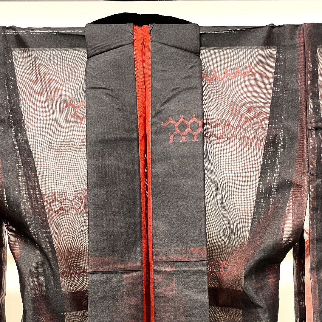 夏物 正絹 色無地 身丈159.5cm 裄丈61.5cm 小豆茶色(あずきちゃいろ) 幾何学模様 しつけ糸付き 未使用品 紗 Sランク 赤系 1132001732312