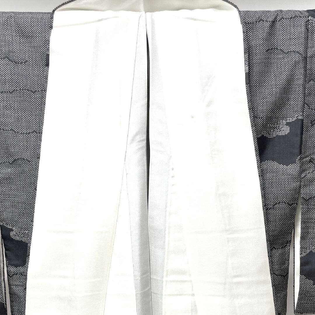 大島紬 身丈164.5cm 裄丈64.5cm 経緯絣 雲取り 正絹 Aランク 袷 黒系 1116002653410