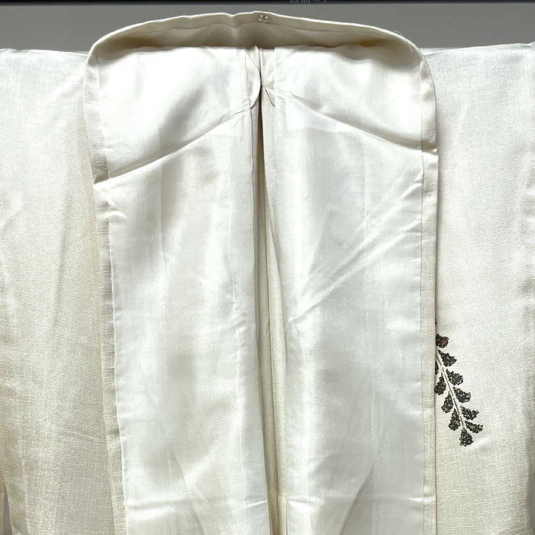 Homongi (formal kimono) made of pure silk, single layer, length 158.5cm, sleeve length 64cm, milky white, gold leaf finish, flower cart, floral pattern, S rank, cream color, 1112003292315