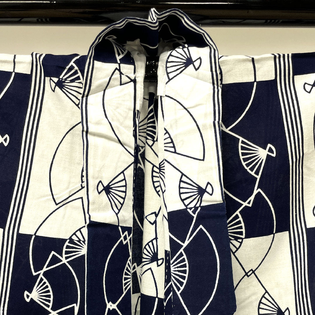 浴衣 市松 扇子 木綿 Aランク 単衣 身丈145cm 裄丈64.5cm 白系 1118002523111