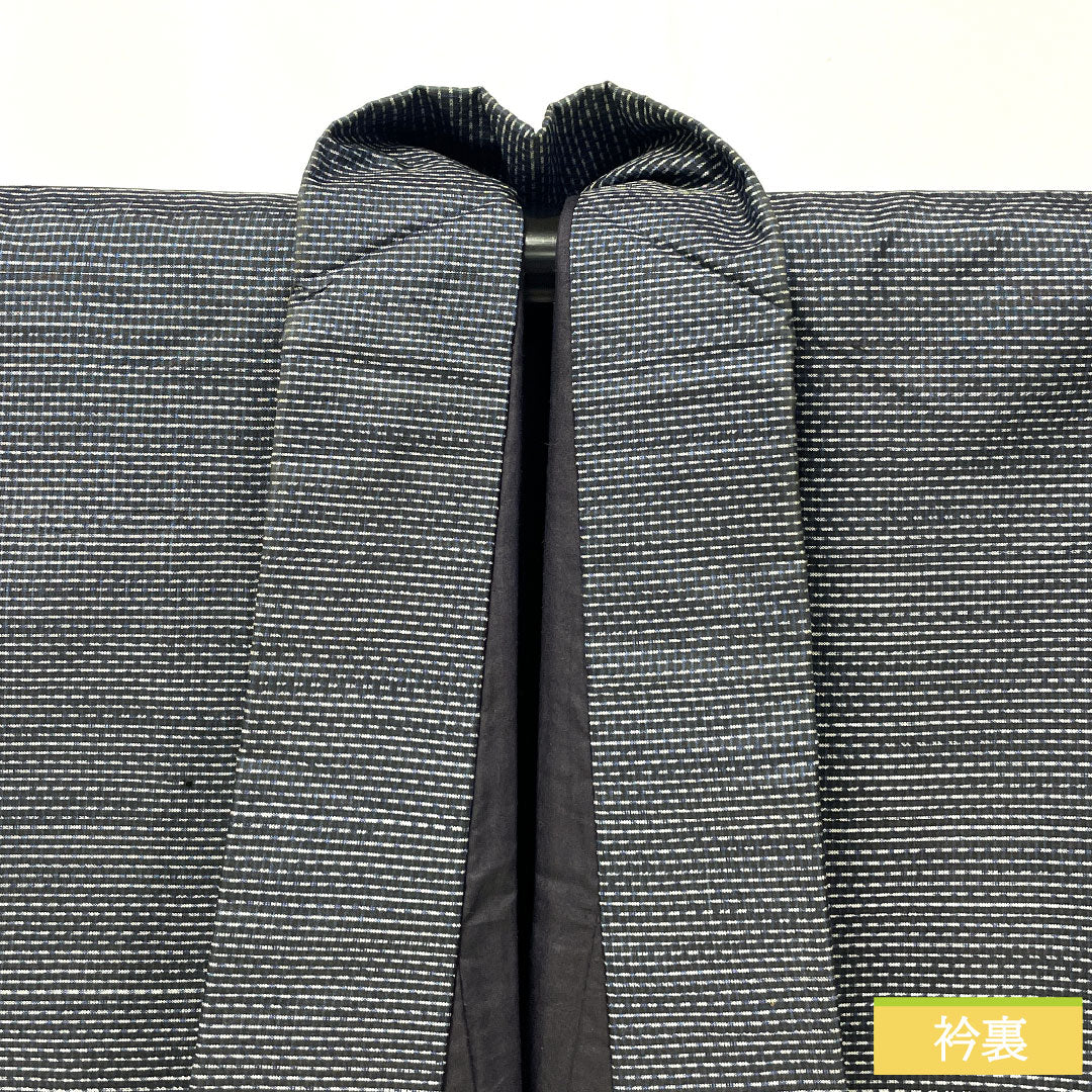 男物 正絹 Aランク 身丈147cm 裄丈68cm 大島紬 横双絣 羽織紐付き アンサンブル 袷 紺系 1119001603418