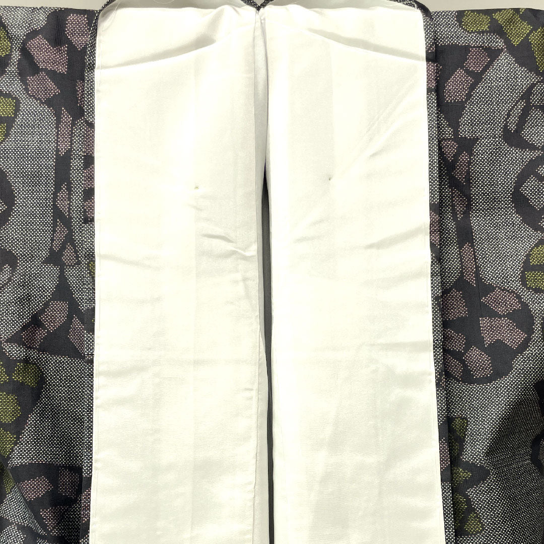 Oshima Tsumugi, Length 159cm, Sleeve length 67cm, with basting thread, Warp and weft ikat, Abstract pattern, Pure silk, S rank, Lined, Black, 1116002522310