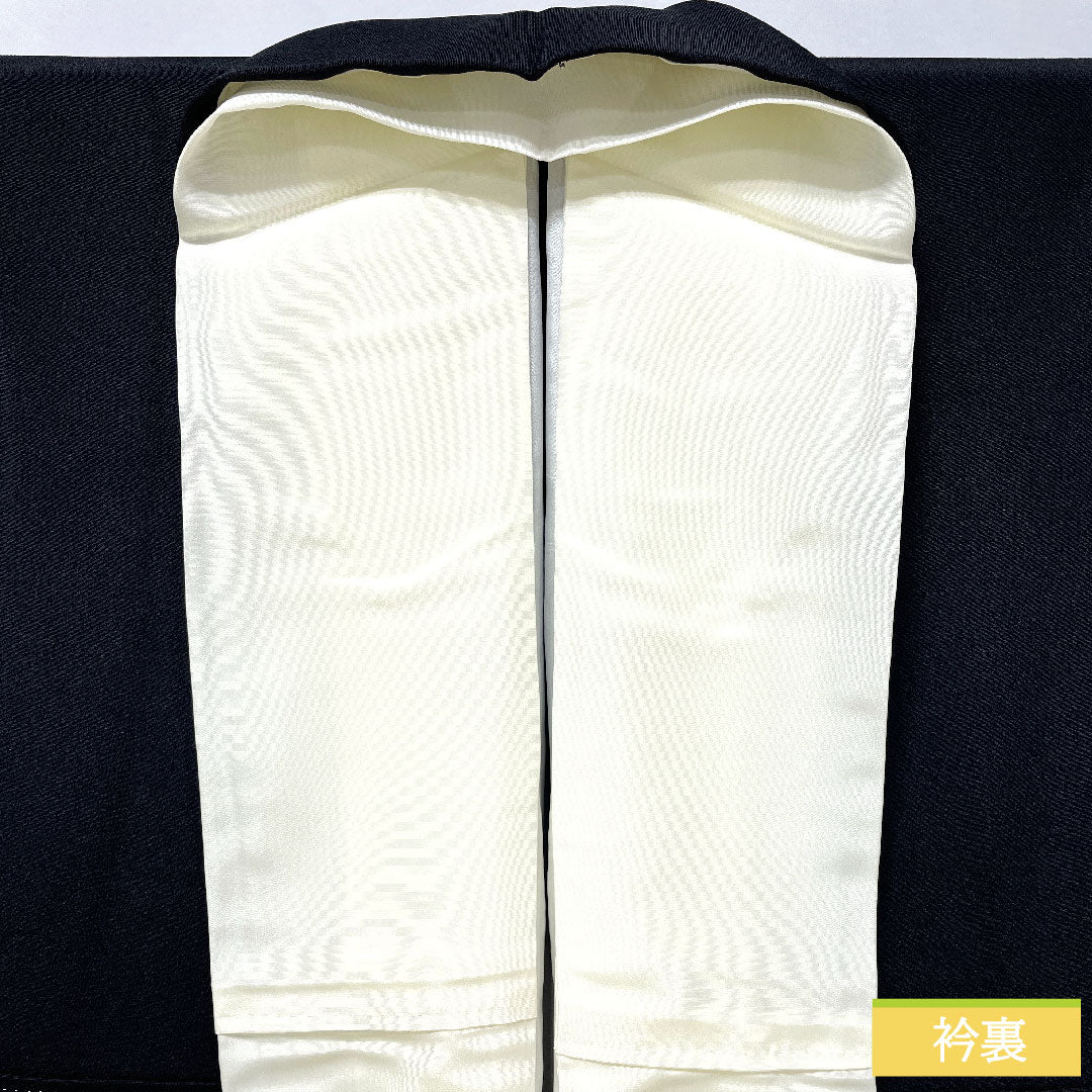 Black formal kimono, pure silk, length 165cm, sleeve length 63cm, lined, Kyoto Yuzen, crane, chrysanthemum, bamboo, plum, five crests, sword and katabane, A rank, black, 1111001503510