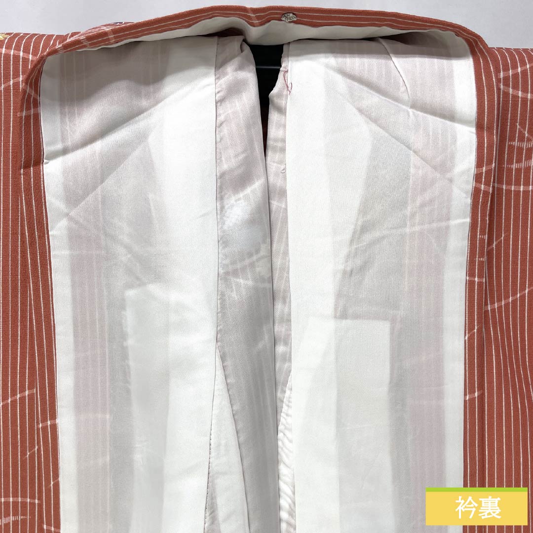 小紋 ポリエステル 身丈163cm 裄丈65cm 袷 似紅色(にせべにいろ) 露芝 小花 洗える着物 Aランク 赤系 1115005933412