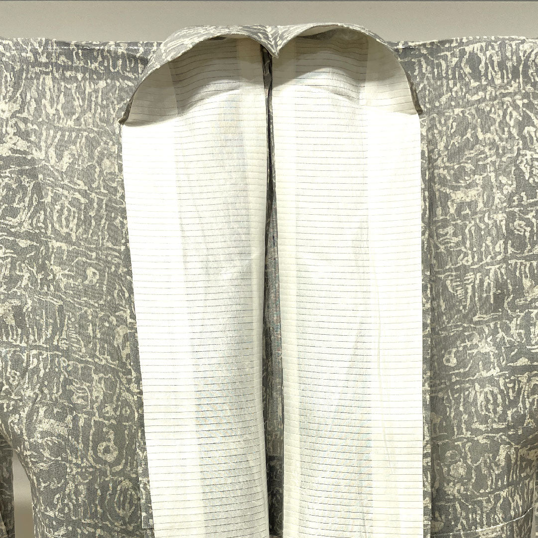 夏物 正絹 小紋 身丈167.5cm 裄丈66.5cm 絹鼠色(きぬねずいろ) 幾何学模様 紗 Aランク グレー系 1132001493522