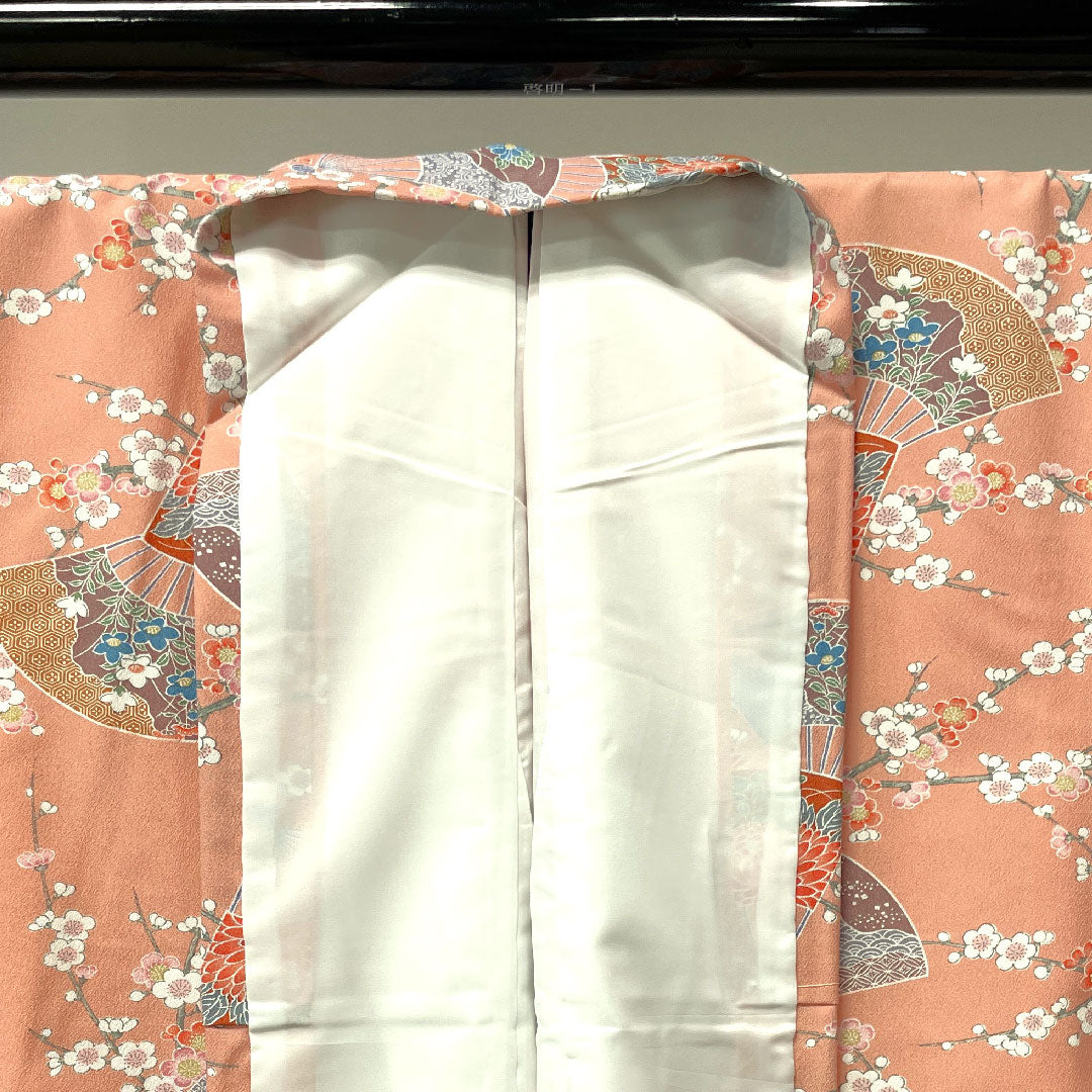 小紋 身丈161cm 裄丈64.5cm 袷 一重梅色 洗える着物 しつけ糸付き 未使用品 扇 梅 ポリエステル Sランク ピンク系 1115003312413