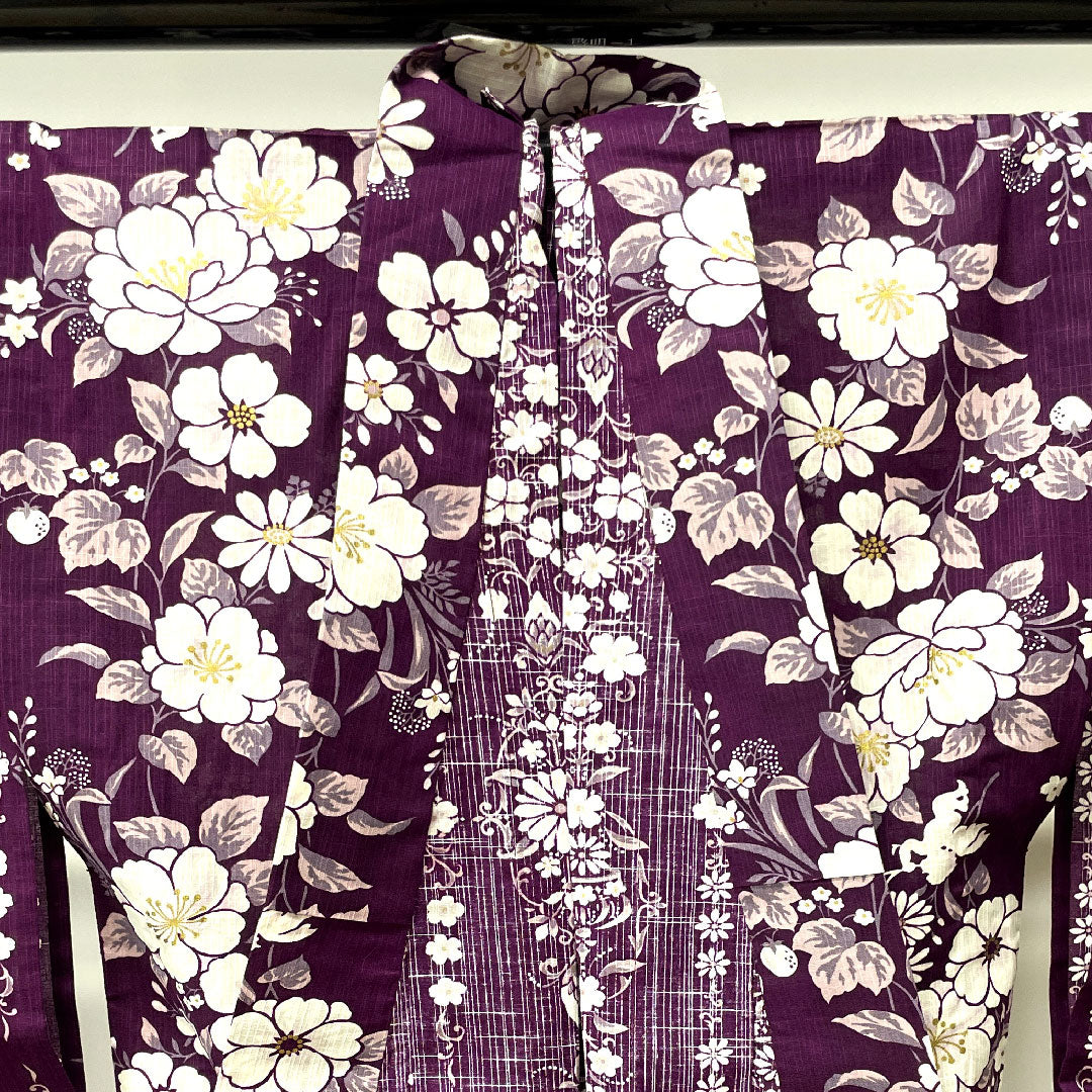 浴衣 松田聖子 しつけ糸付き 未使用品 小紫色 桜 イチゴ 木綿 Sランク 単衣 身丈167.5cm 裄丈68cm 紫系 1118003742520
