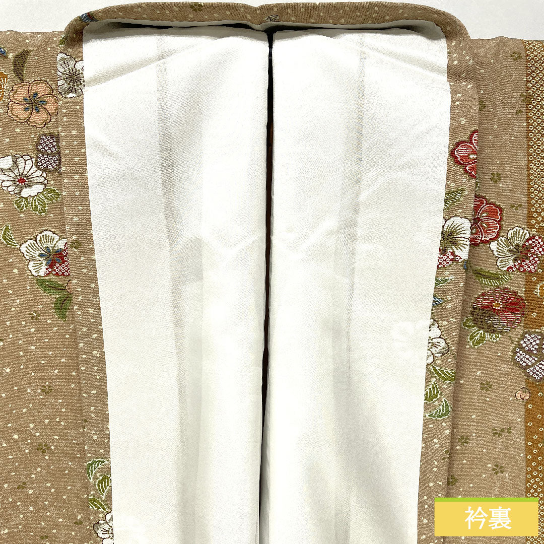 小紋 ポリエステル 身丈159cm 裄丈65cm 袷 香色(こういろ) 洗える着物 辻ヶ花 しつけ糸付き 未使用品 Sランク ベージュ系 1115004532325