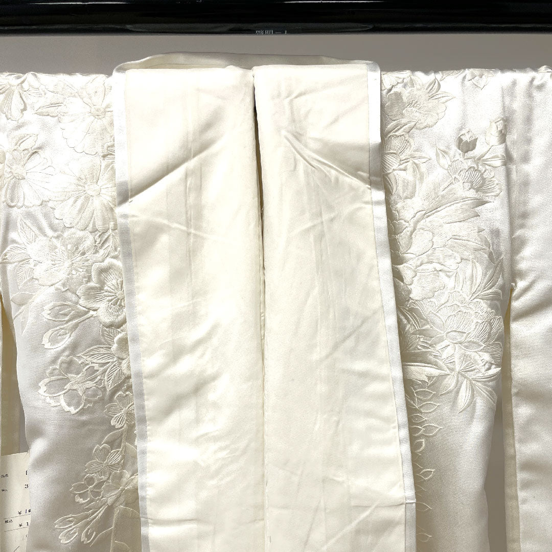 白無垢 身丈197cm 刺繡 花車 草花模様 ポリエステル Bランク 袷 白系 1110000524911