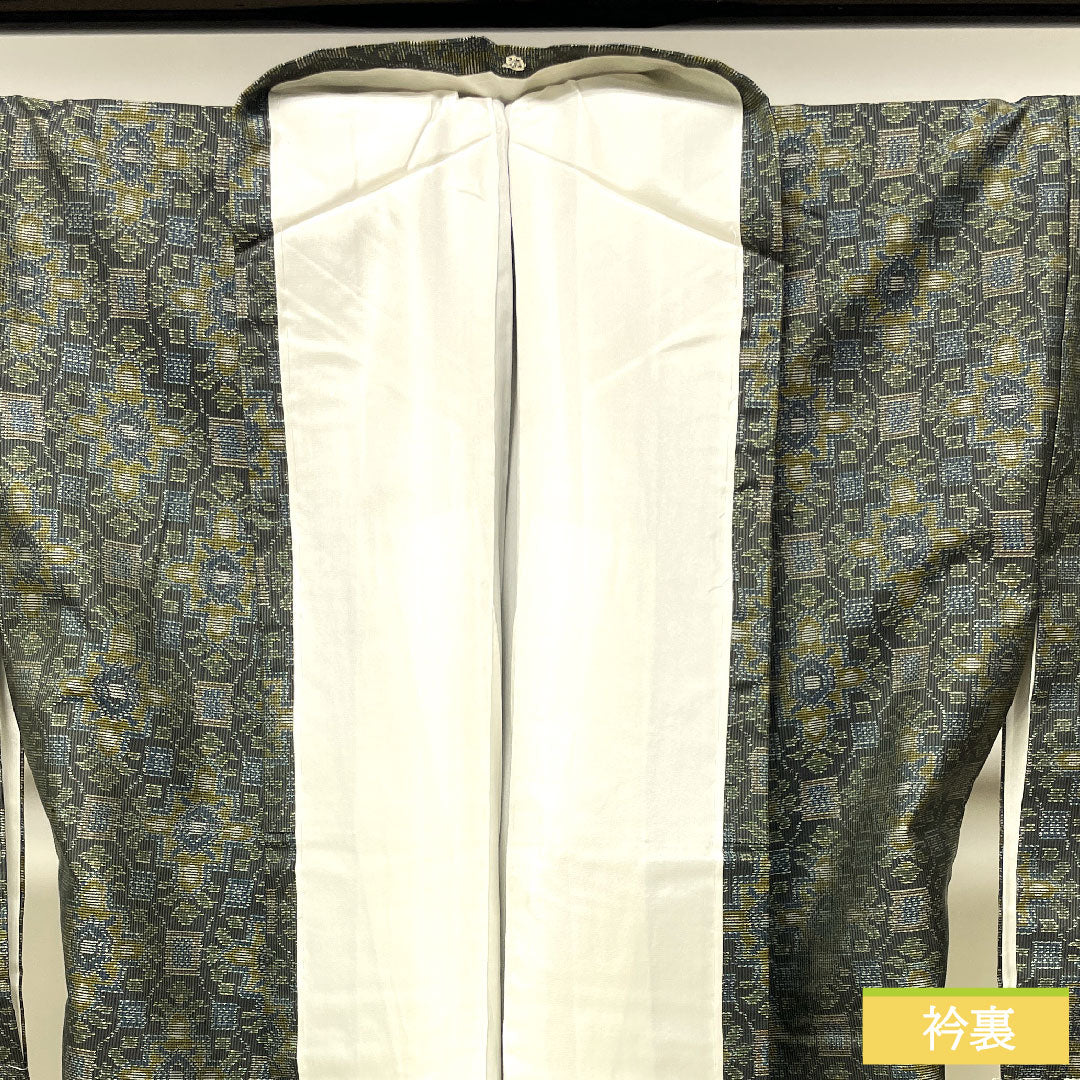 村山大島 正絹 身丈164.5cm 裄丈67cm 幾何学模様 しつけ糸付き 未使用品 Sランク 袷 緑系 1116003202419
