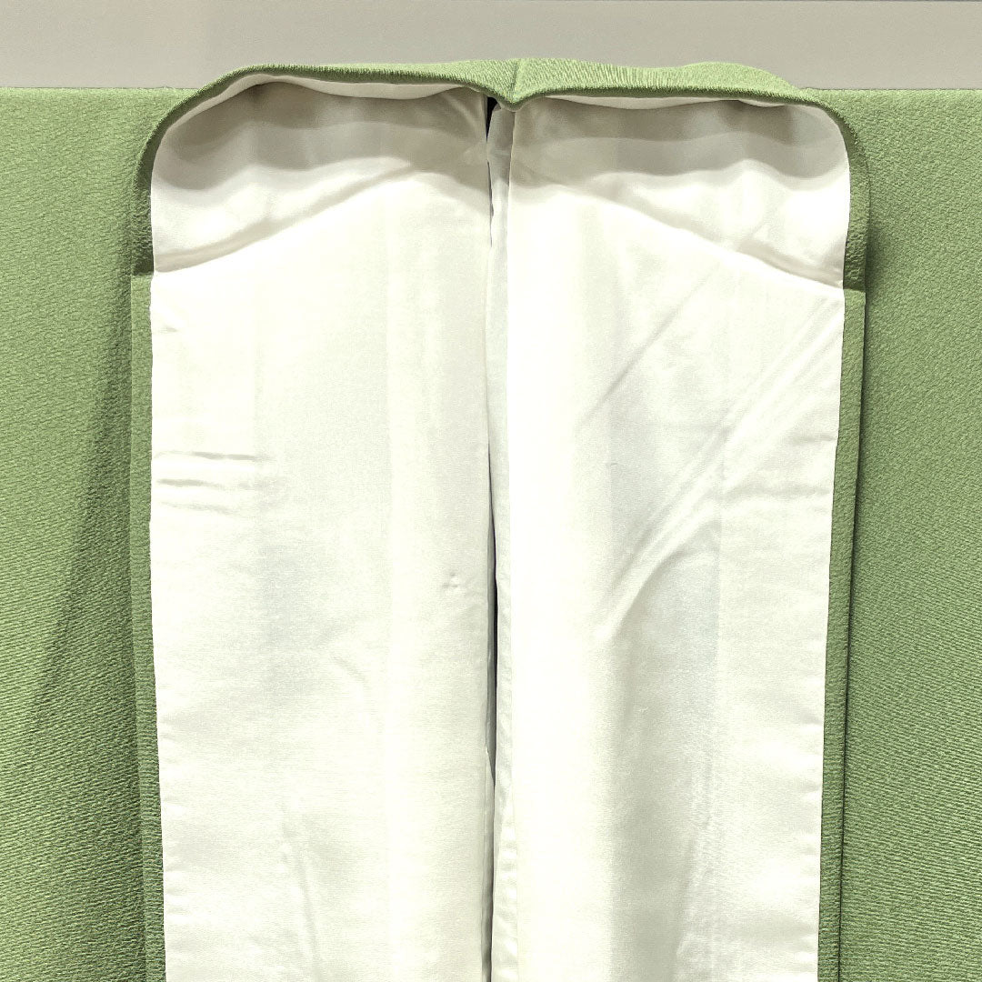 色無地 正絹 裏葉色 しつけ糸付き 未使用品 素無地 剣片喰 身丈163.5cm 裄丈63cm 袷 Sランク 緑系 1114000832419