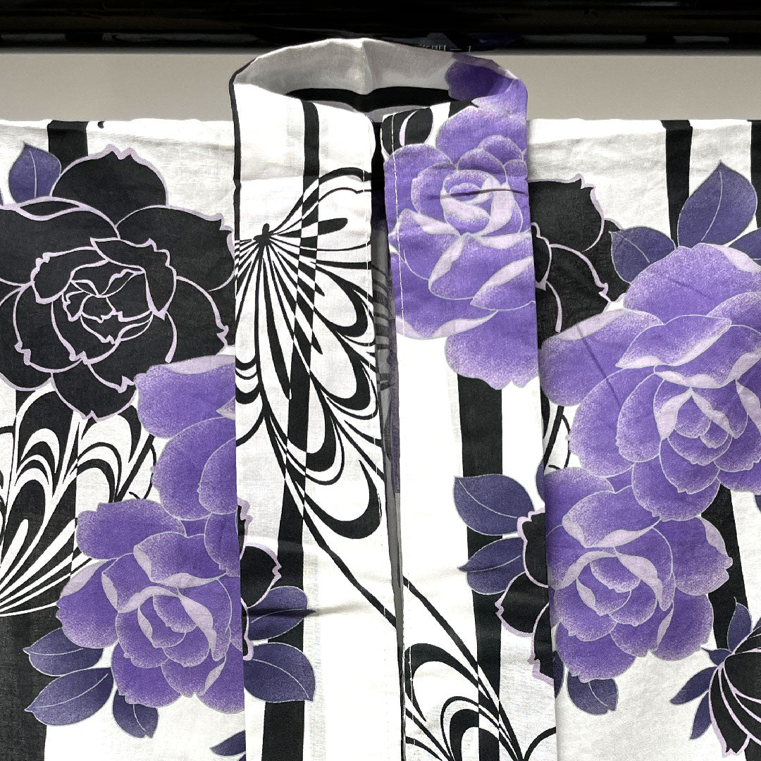 浴衣 モノトーン 蝶 薔薇 木綿 Sランク 単衣 身丈167cm 裄丈63.5cm 白系 1118001312511