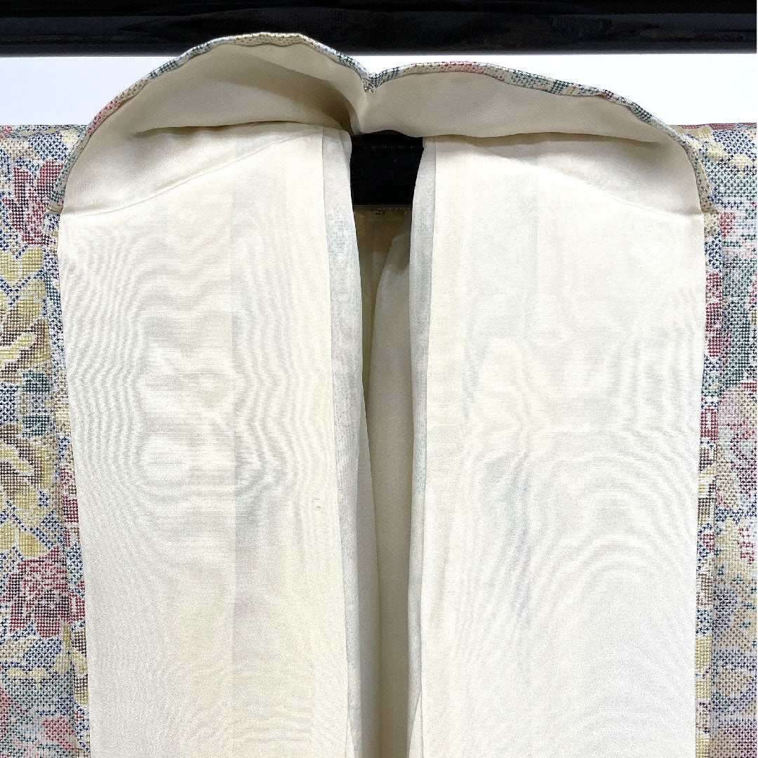 大島紬 身丈162.5cm 裄丈63.5cm 草花模様 正絹 Bランク 袷 白系 1116001514411