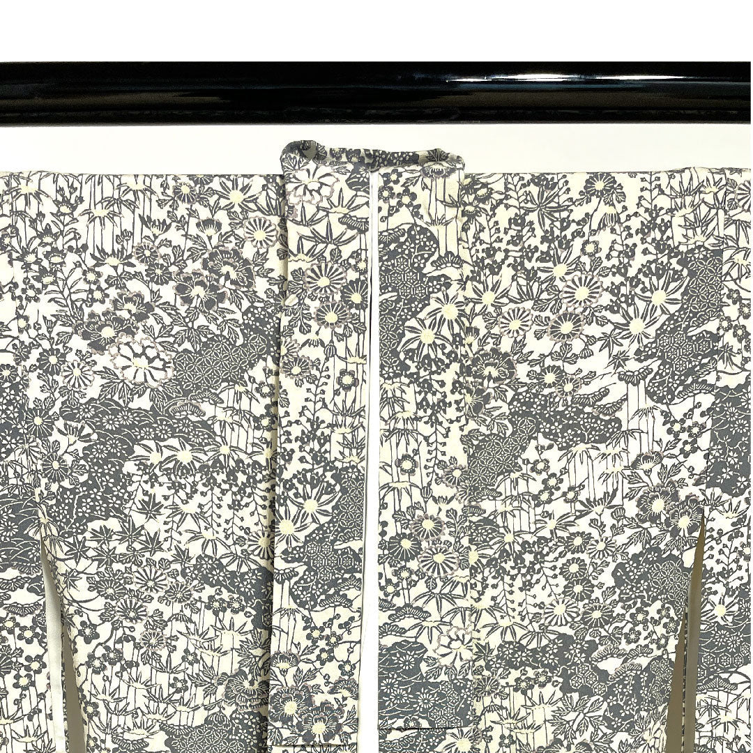 小紋 身丈164cm 裄丈64.5cm 袷 練色 型染 吉祥文様 正絹 Aランク クリーム系 1115002433415