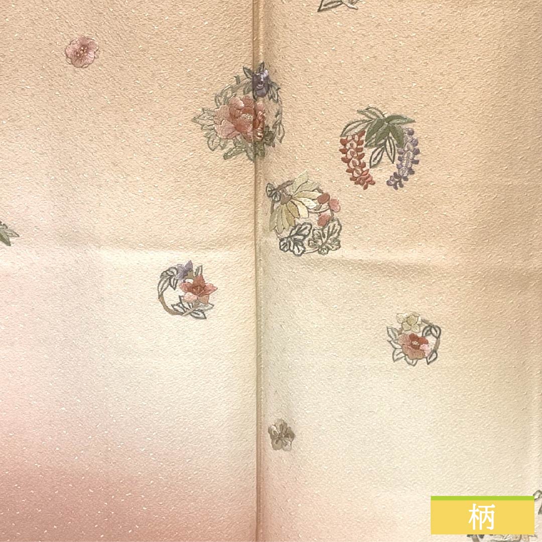 訪問着 正絹 Sランク 袷 身丈155cm 裄丈58cm 薄肉色(うすにくいろ) 縫い紋 下り藤 刺繍 重ね衿付き 草花 橙系 1112006242326