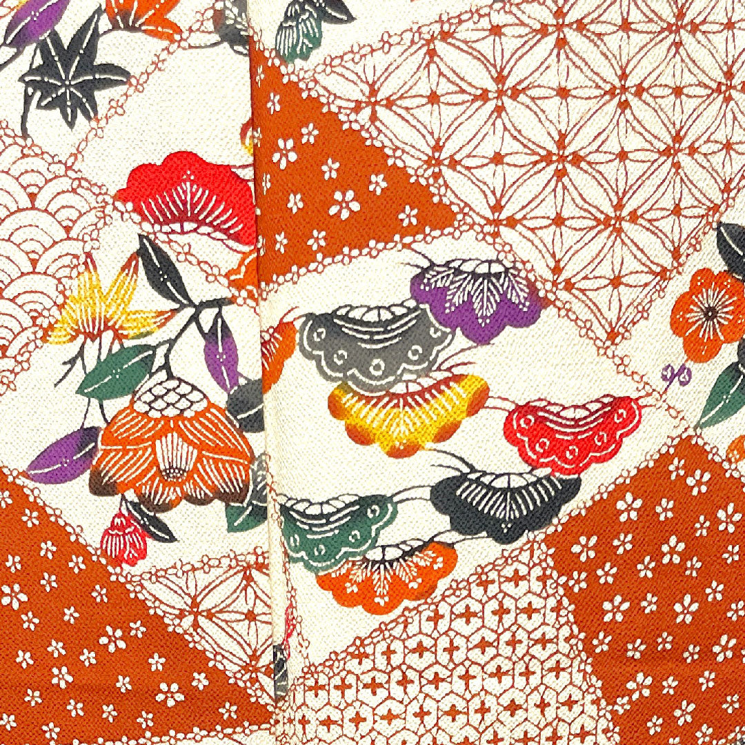 振袖 身丈160.5cm 裄丈65cm 袷 京紅型 吉祥文様 しつけ糸付き 未使用品 正絹 Sランク 白系 1113001662411