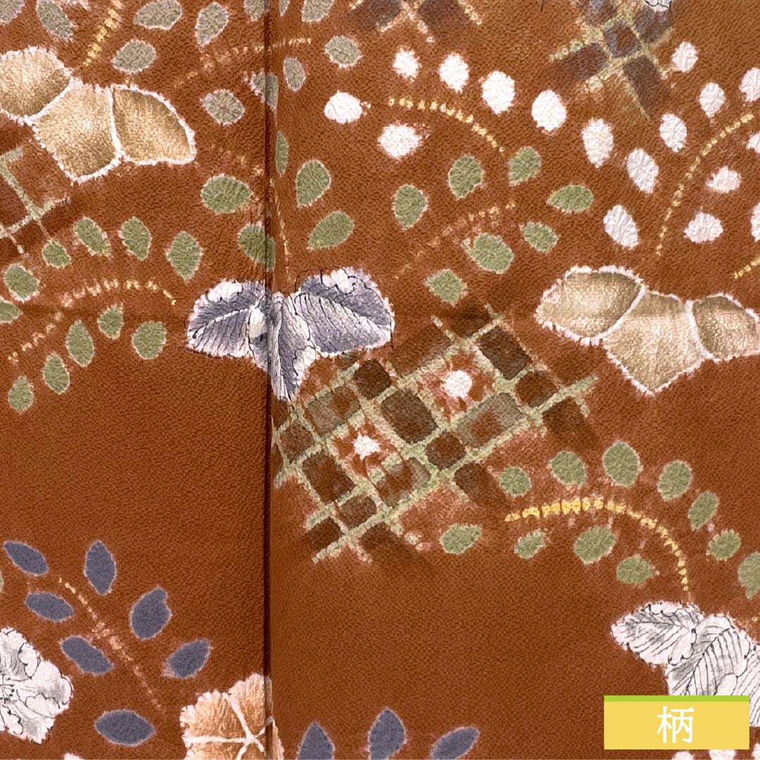 Homongi (formal kimono) made of pure silk, rank B, lined, length 158cm, sleeve length 67cm, Saganezuiro (Saga gray) color, tie-dyed, paulownia wood crepe, brown with basting thread, product number 1112007084314