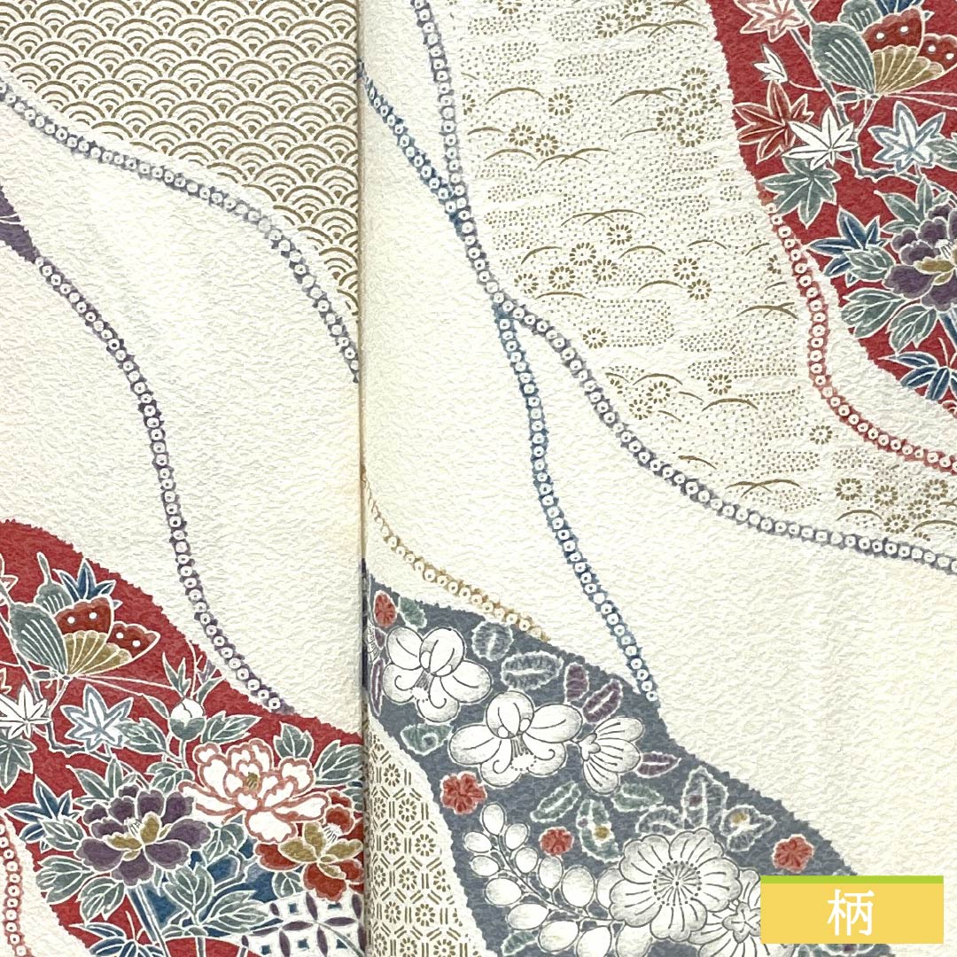 小紋 正絹 身丈158cm 裄丈63.5cm 袷 乳白色(にゅうはくしょく) 割付け 古典柄 Aランク 白系 1115005233311