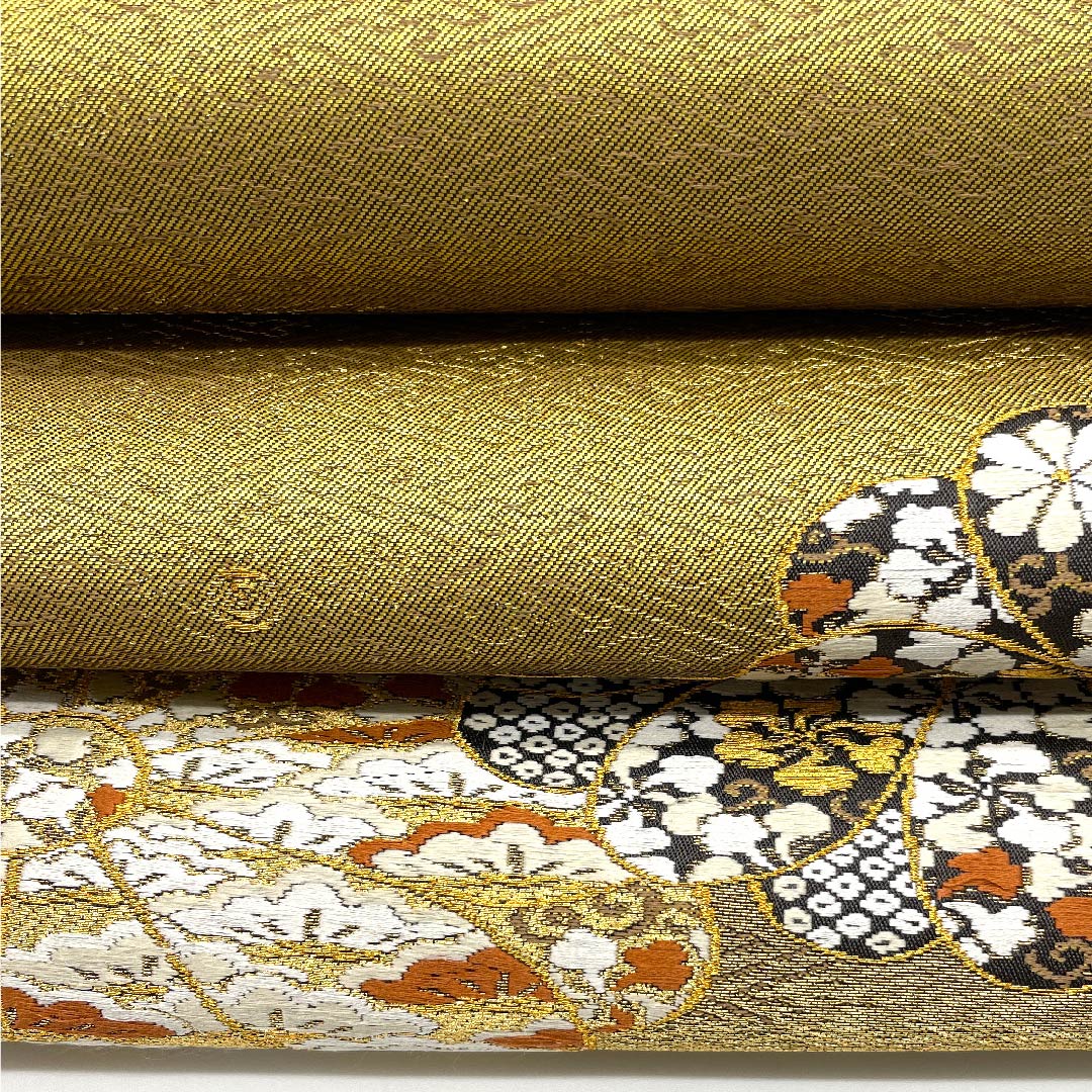袋帯 金色 加納幸 紗綾型 菊模様 帯丈436cm 正絹 Sランク 六通 フォーマル 金系 1123008622321