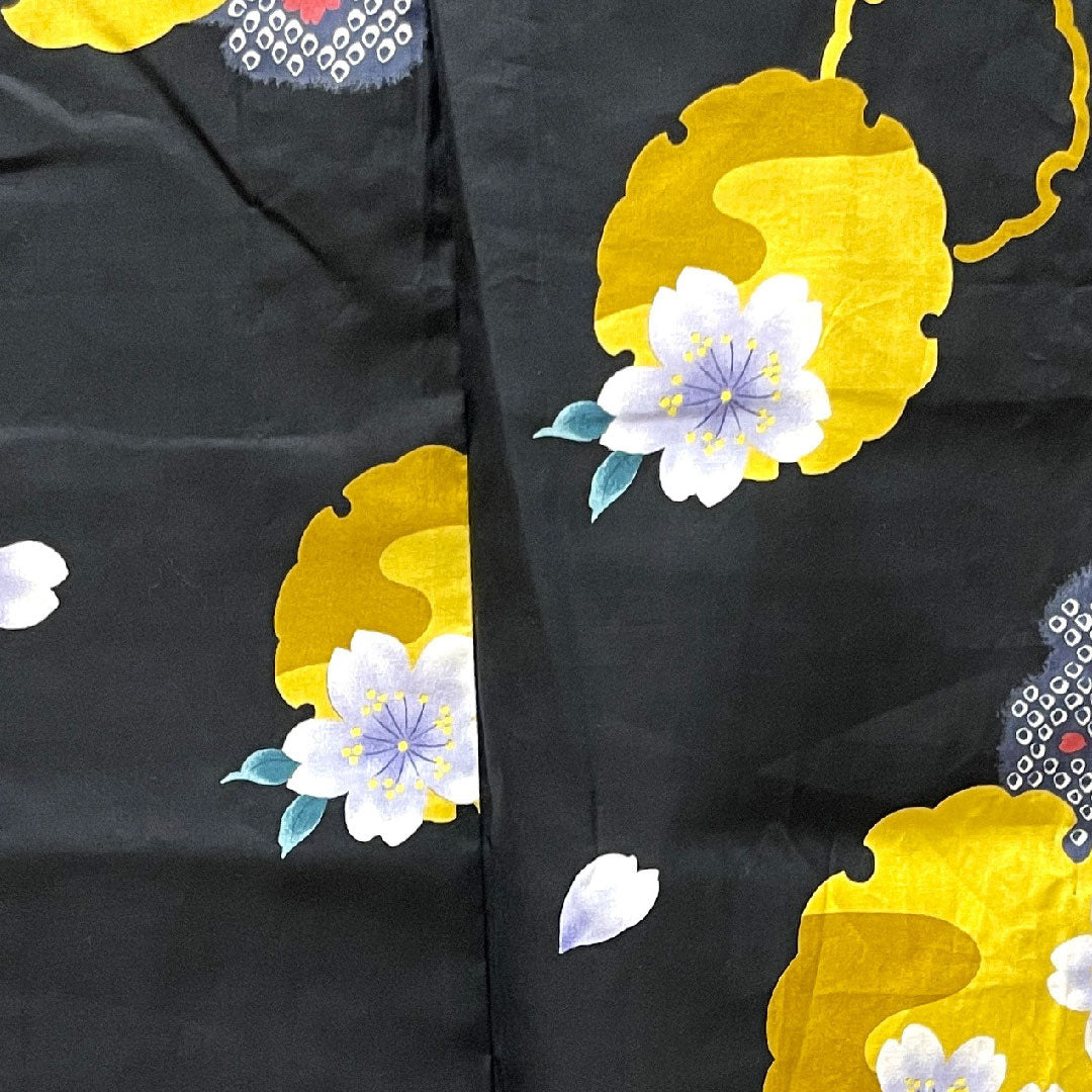 浴衣 しつけ糸付き 未使用品 雪輪 桜 木綿 Sランク 単衣 身丈163.5cm 裄丈64.5cm 黒系 1118003092410