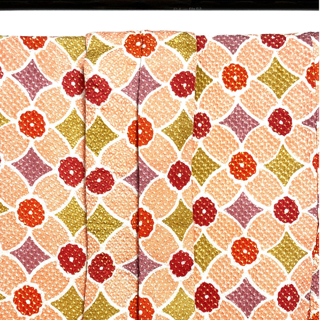 羽織 身丈82cm 裄丈62.5cm 中紅色 絞り 幾何学模様 正絹 Aランク 袷 ピンク系 1117000263913