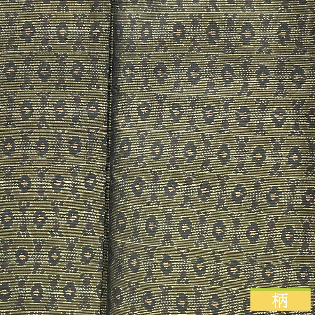 紬 正絹 身丈157.5cm 裄丈64.5cm 橄欖色(かんらんしょく) 抽象模様 Aランク 袷 緑系 1116003873319