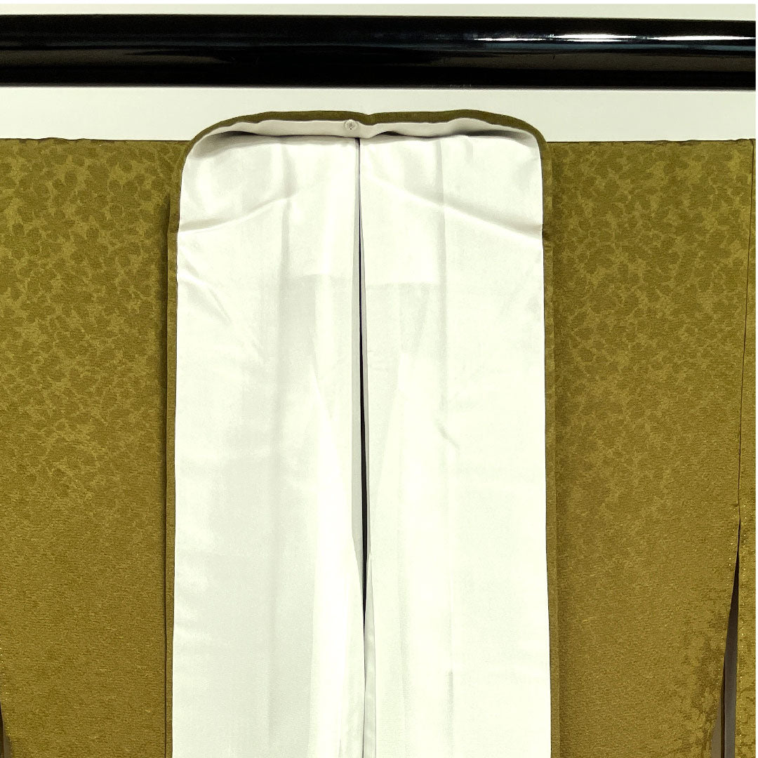 色無地 利休茶色 あたらし喜重郎 工房夢ひょうたん 黄櫨染 蛍 身丈157cm 裄丈66cm 袷 正絹 Sランク 緑系 1114000512319