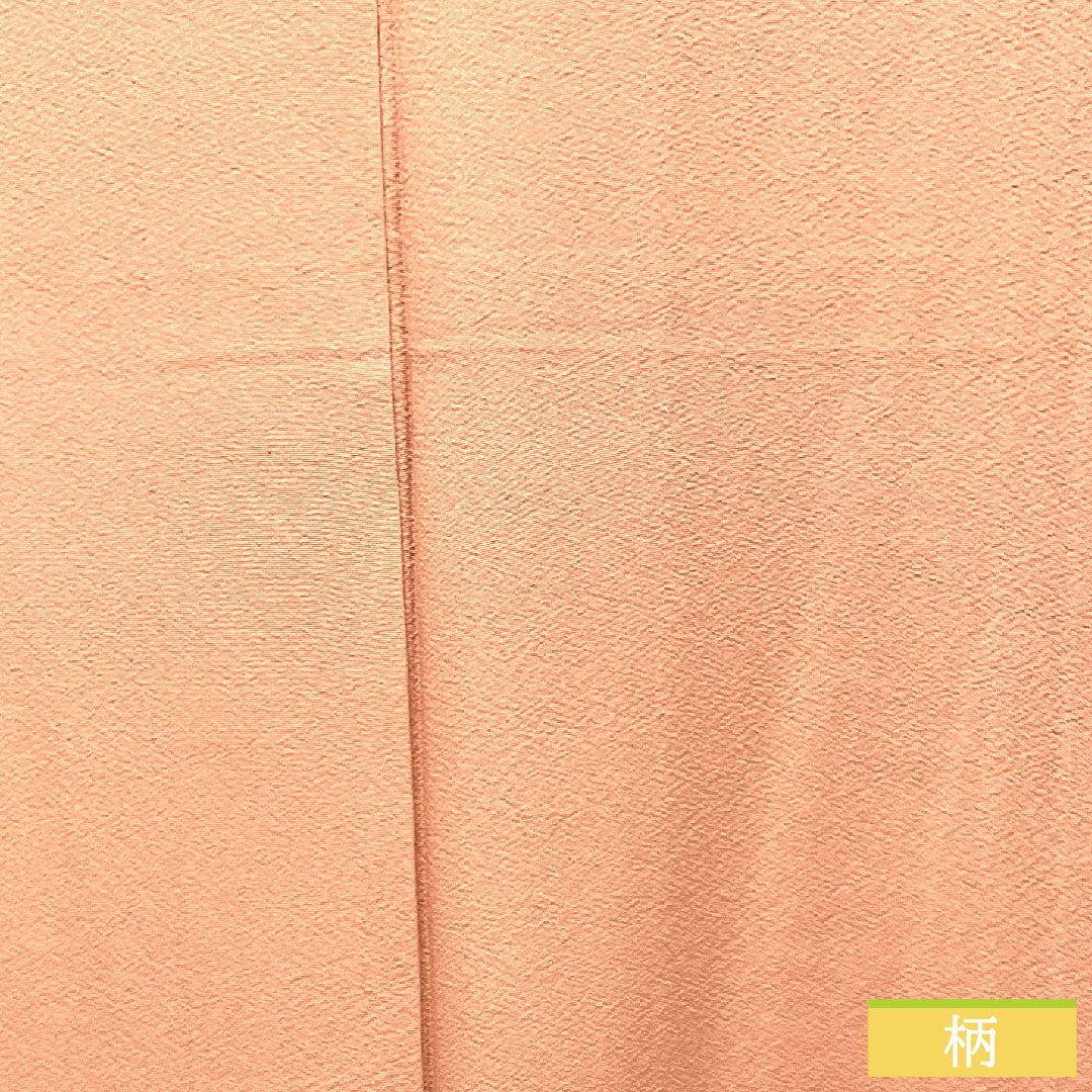 色無地 正絹 身丈158.5cm 裄丈63cm 曙色(あけぼのいろ) 素無地 違い鷹の羽 パールトーン加工 袷 Sランク ピンク系 1114001092313