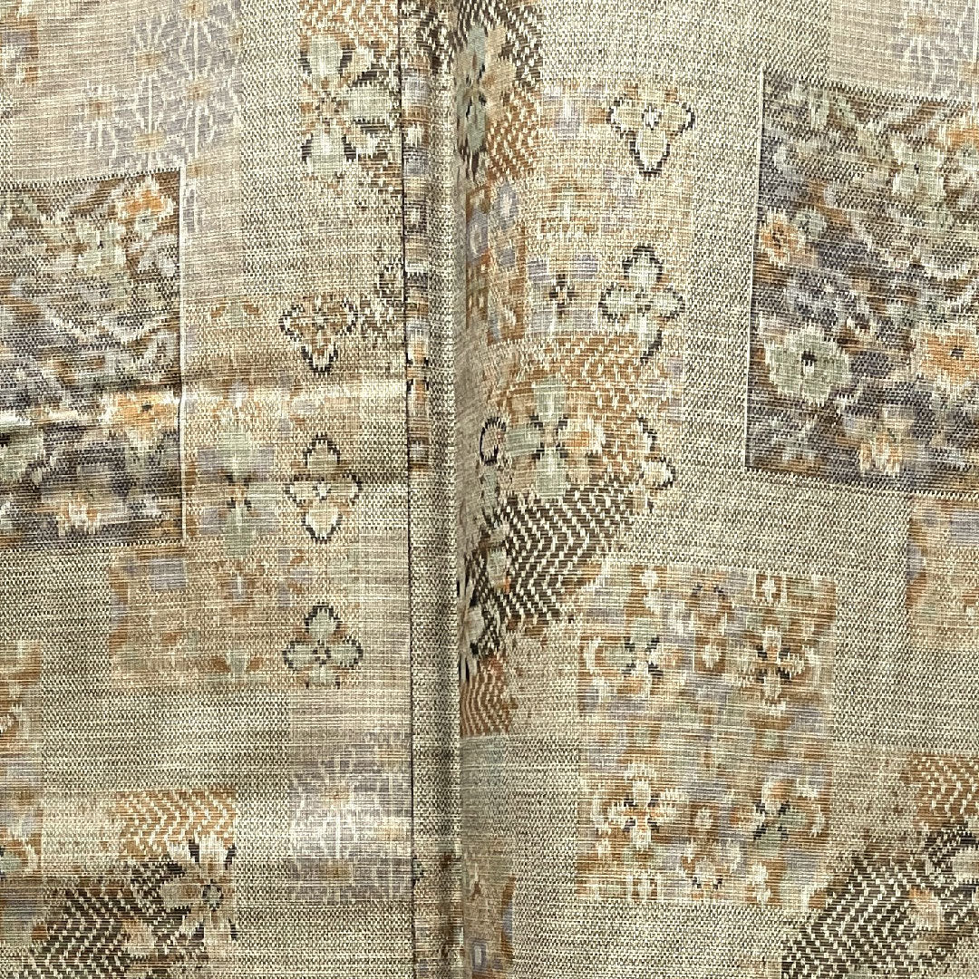 紬 身丈155cm 裄丈62.5cm 絹鼠色 抽象模様 しつけ糸付き 正絹 Sランク 袷 グレー系 1116002722322