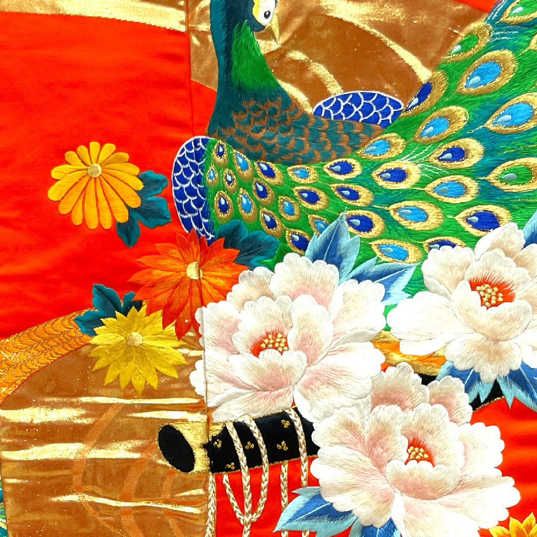 色打掛 身丈194cm 銀朱色 刺繡 孔雀 花車 正絹 Sランク 袷 朱系 1110000252916