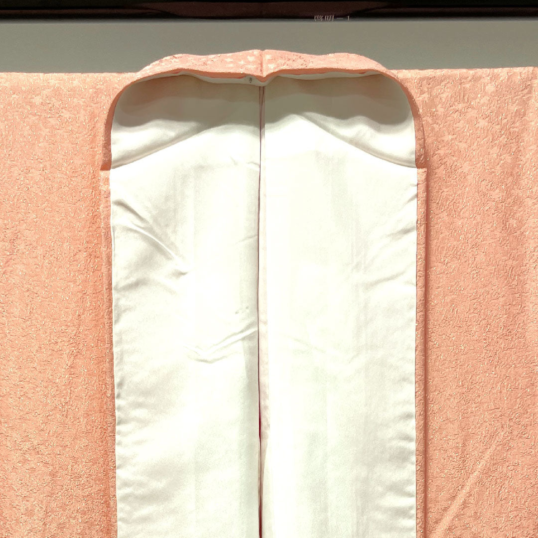 色無地 一重梅色 幾何学模様 金通し 梅鉢 身丈164.5cm 裄丈63cm 袷 正絹 Sランク ピンク系 1114000572413