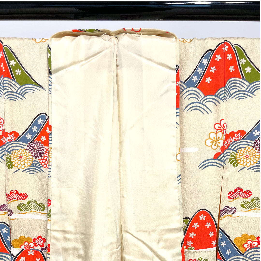 Homongi, lined, length 157.5cm, sleeve length 61.5cm, lacquered, Kyoto Bingata, chrysanthemum, Seigaiha, pure silk, A rank, cream, 1112001673315