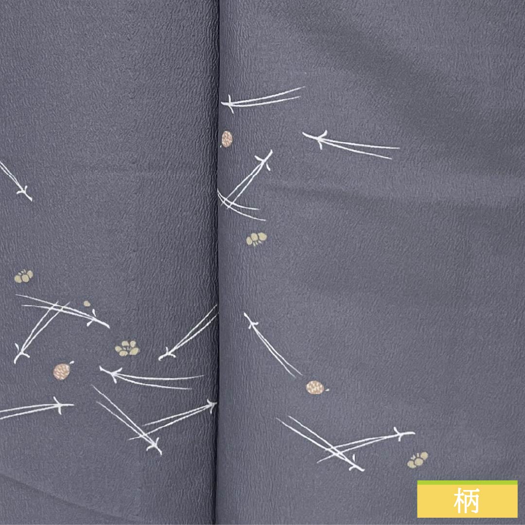 Polyester Komon, S-rank, Length 163cm, Sleeve-to-sleeve 65.5cm, Unlined, Nezumi-shino color (grayish brown), Katazome Pine, Bamboo and Plum, Washable Kimono, Gray tones, 1115007942422