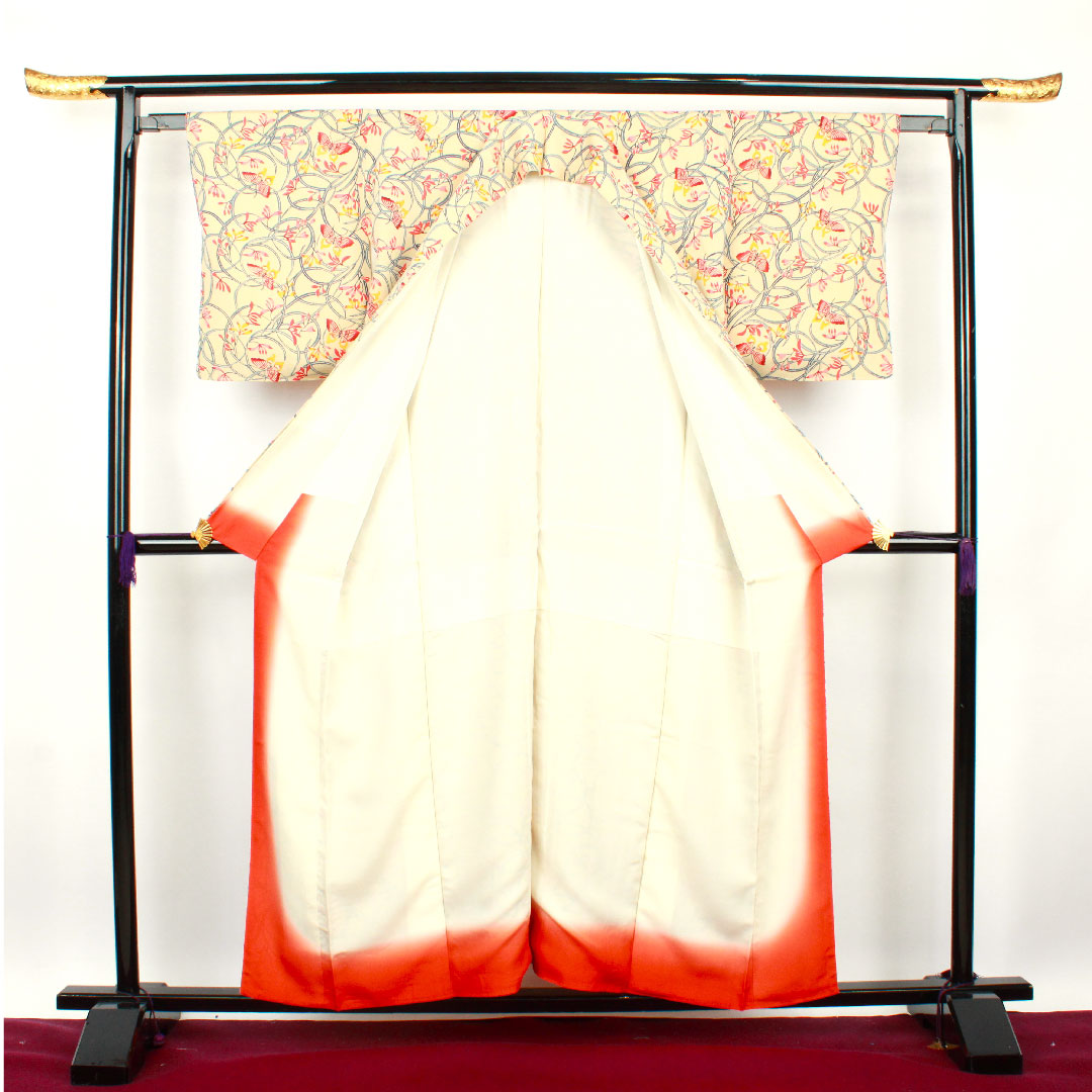 小紋 身丈156.5cm 裄丈61.5cm 袷 枯野色 京紅型 蝶 正絹 Sランク クリーム系 1115002472315