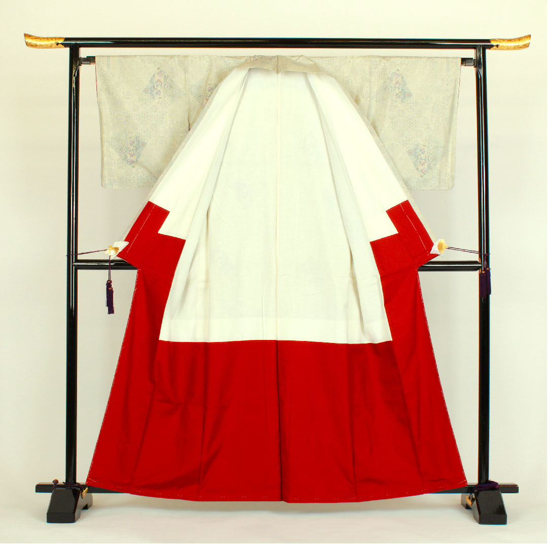 白大島紬 身丈163cm 裄丈66cm 花更紗模様 7マルキ 正絹 Aランク 袷 白系 1116000573311